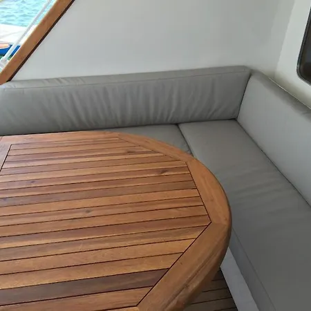 Tekne Boats & Breakfast Porto Antico Fifty *