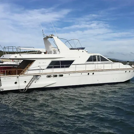Tekne Boats & Breakfast Porto Antico Fifty Cenova